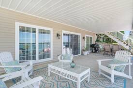 Cassopolis House | Luxury Lake House on Diamond Lake Michigan! WOW!