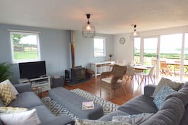Pembroke Cabin | Highfields Cottage
