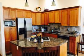 Neskowin House | Sahhali Shores view with Hot Tub!!