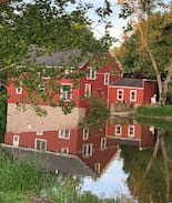 Honeoye Falls Apartment | The Red Saw Mill of Honeoye Falls