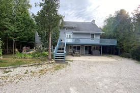 Tobermory Cabin | Beautiful Bear Cove Cottage in Tobermory!