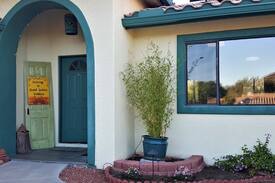 Oak Creek House | Sweet Sedona Sunshine in the Village of Oak Creek