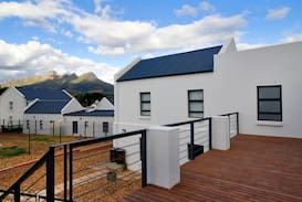 Raithby House | 1 Raithby Vines