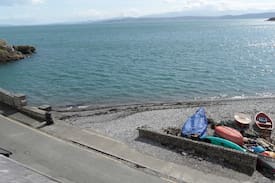 Moelfre Cabin | Idyllic Beach Cottage Moelfre