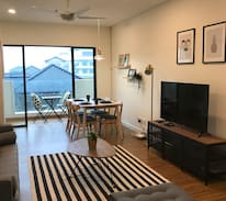 Kuala Lumpur Apartment | HUT CoLiving @ Embassy Row l NETFLIX l 100 MB WiFi
