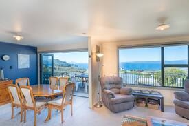 Whareroa Village House | Whareroa Lake View House