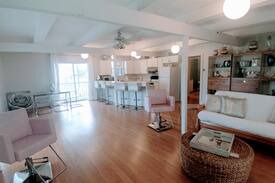 Pirates Beach House | *Blue Moon*Beach House*Secluded Pirates Beach*