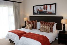 Clarens House | Guinea Fowl Lodge Clarens, Self-catering, sleeps12
