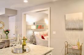 Covington Apartment | The Charmant, Beautiful Downtown Covington Loft