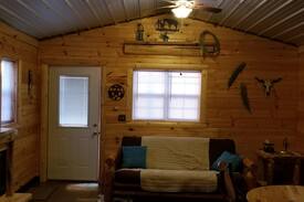 White Pigeon House | Circle J Bed & Breakfast