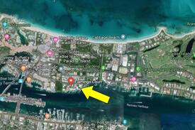 Paradise Island Apartment | Flamingo Court, Paradise Island