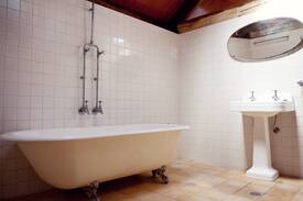 Kapunda Villa | A Barn in the Barossa
