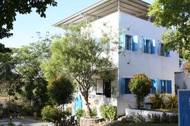 Nasugbu House | Cozy Greek Style Home Tali Beach