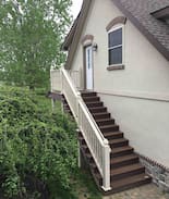 Leola House | Sunset View Guesthouse
