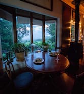 Putney House | Putney Retreat with a View
