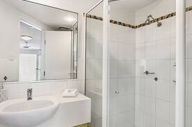 Byron Bay Apartment | Byron Bay Beach Haven Studio No. 7B