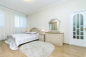 Verkhnie Misto Apartment | 3х ком. квартира на Майдане Независимости.