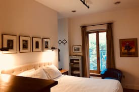 Almonte Apartment | Thoburn Loft - 2 bdrm in historic downtown Almonte