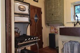 Provincetown House | The Cottage at Whorf House