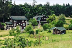 Corvallis Apartment | Renovated Barn, Minutes from Town!