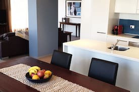 Adelaide Central Business District Apartment | Light, spacious luxury apartment with awesome view
