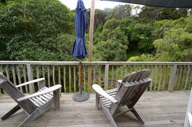 Akaroa Cabin | Romantic Shepherds Hut at Coombe Farm B&B