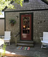 Montville Cabin | Private cabin on Dorolenna Farm.