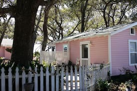 Gulf Shores House | Wisteria Cottage Perfect for Two