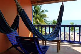 Hopkins Apartment | Beach Vacation Rental - Almond Apt AJ Palms