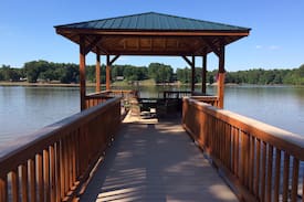 Belmont House | Camm’s Lakeside Retreat (close to Charlotte)