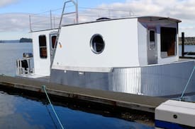 Sidney Boat Rental | SeaSuite. Be on the Sea