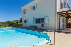 Ayia Marina Chrysochous Villa | Luxury Villa with private pool in Argaka A/C, WiFi
