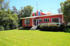 Turangi House | Riverside Apartment at Ika Lodge.