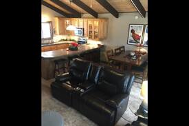 Jackson Apartment | Beautiful Linderhof Condo!