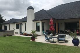 Stillwater House | Luxurious Game Day Retreat