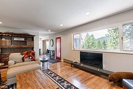 Estes Park House | Whispering Pines Retreat