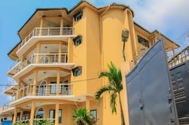Freetown Apartment | Rock Condos Apartments. 3rd floor/penthouse. Room1
