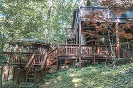 Kingston Springs House | The Sanctuary Treehouse-Style Cabin
