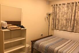 Canons Apartment | Double room 4 minutes from Stanmore station
