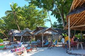 Port Olry Bed & Breakfast | Port Olry Beach Bungalows & Chez Louis Restuarant