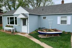 Markesan House | The Bluegill on Little Green Lake