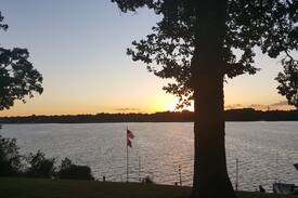 Decatur House | Lake Decatur Corporate Retreat & Weekend Getaway