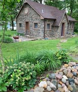 Rome City Cabin | Stone Cottage on Kerr Island