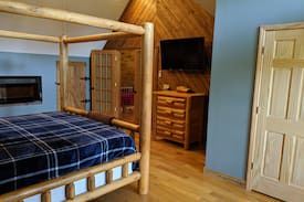 Adams Cabin | Sacred Winds - Yatesville Lake Luxury Cabin Rental