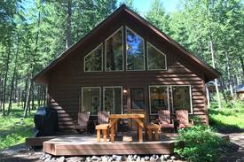 Winthrop House | ★ Cozy Cabin in the Woods ★ near Mazama/Winthrop