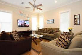 Lakeside at Blue Mountain Beach House | SunCats Beach House