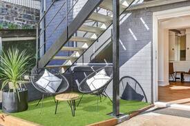 Gerringong Apartment | Downtown - The Fern
