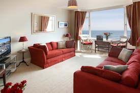 Sandsend Cabin | Sunnybank - Sandsend, Whitby, North Yorkshire