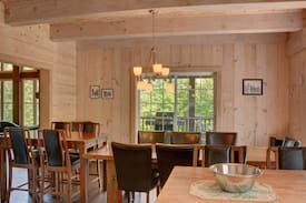 Val-des-Lacs Villa | Chalet Azure Waterfront