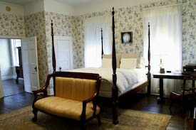 Greensboro House | The Johnston-Torbert House